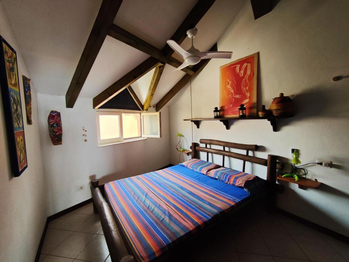 Ferienwohnung Albis Harena - Ibiscus Attico Ocean View Santa Maria Exterior foto